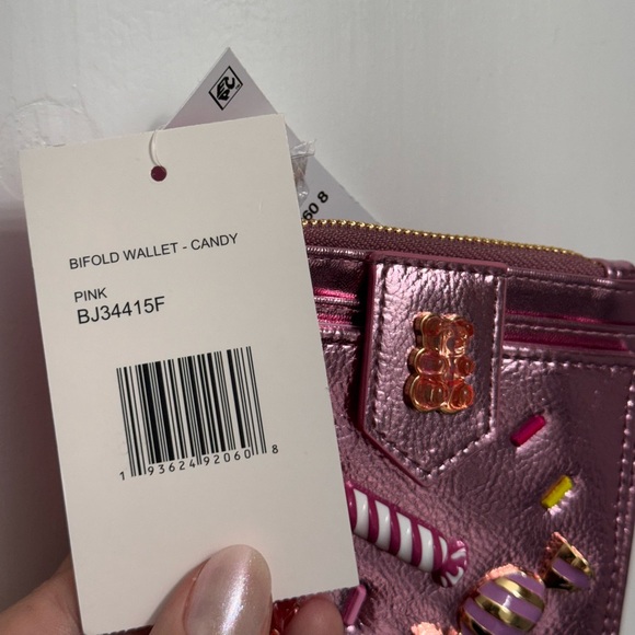 NWT Betsey Johnson Novelty Candy Charms Bifold Wallet - Picture 6 of 9